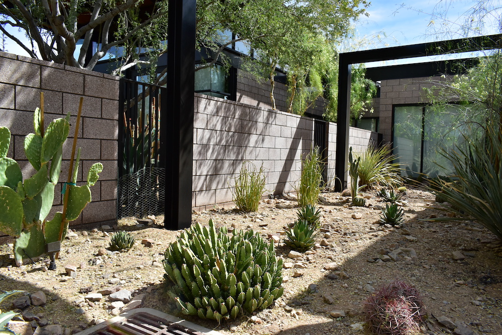 Fka - A to Z Tree & Turf